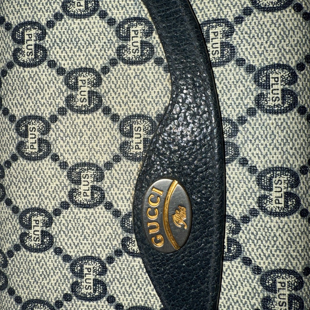 Gucci GG Plus Black and Cream Clutch/Wallet on Chain - Picture 8 of 9
